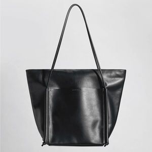 Building Block Pocket Tote